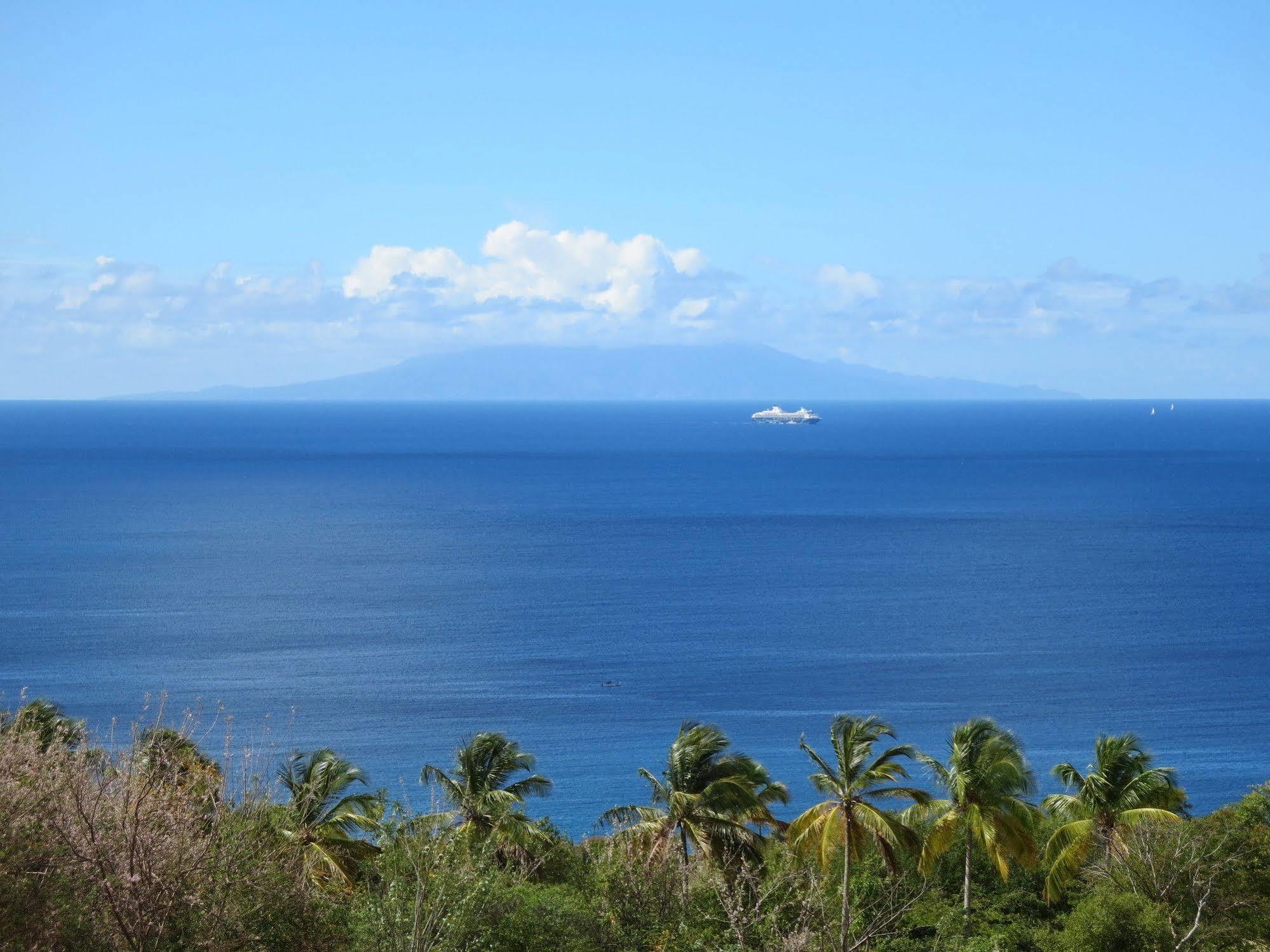 Tet Rouge Resort Soufrière Buitenkant foto